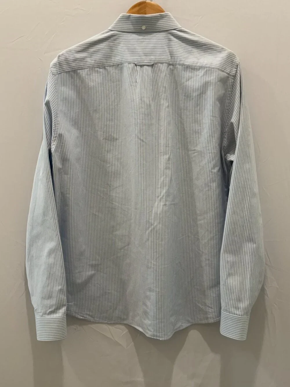 J Crew Oxford Shirt Mens Large Blue White Striped Long Sleeve Button Down Cotton